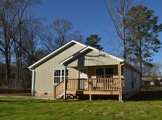 140 Lillian Dr, Dalton, GA 30720