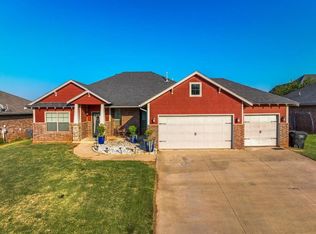 204 Casey Ln, Washington, OK 73093
