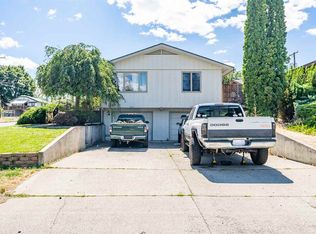 2101 W Grace Ave, Spokane, WA 99205
