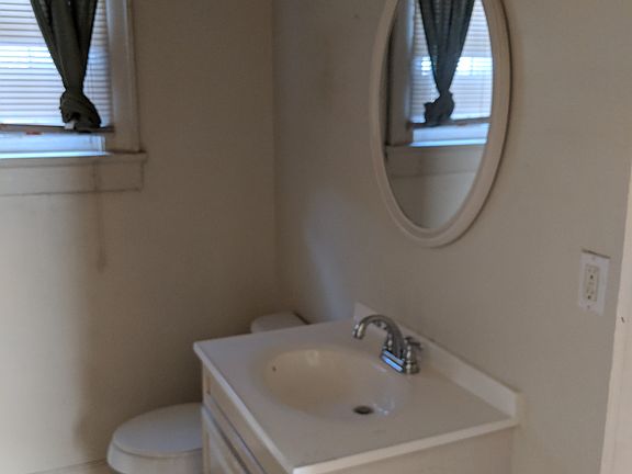 5th image of 2227 McCalla Ave