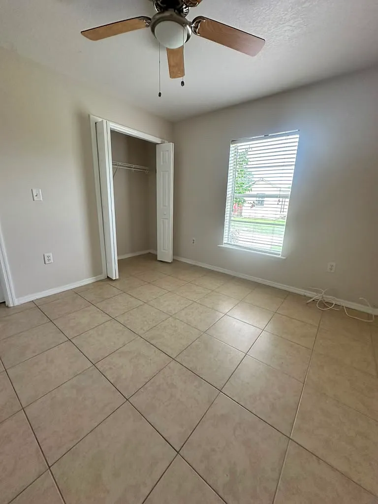 2 bed, 1156 sqft, $1,250 — Photo 2