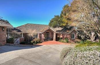 Front entry from U driveway