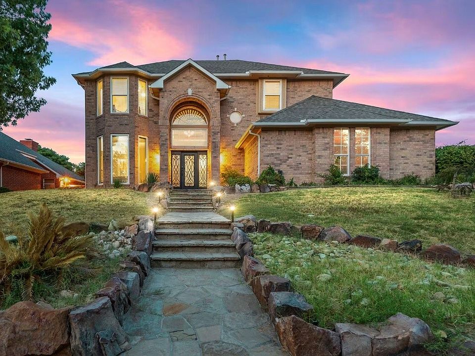 1st image of 610 Christan Ct