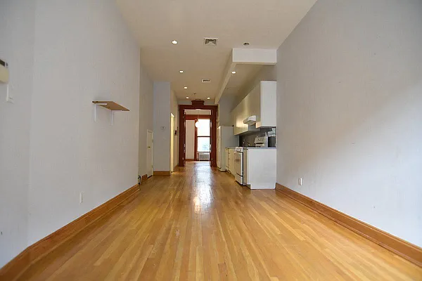 Rented by Bohemia Realty Group | media 14