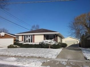 4512 53rd St, Kenosha, WI 53144