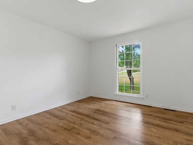 308 Brookview Ct #A — Photo 18