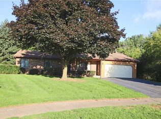 109 Red Rock Cir, Rochester, NY 14626
