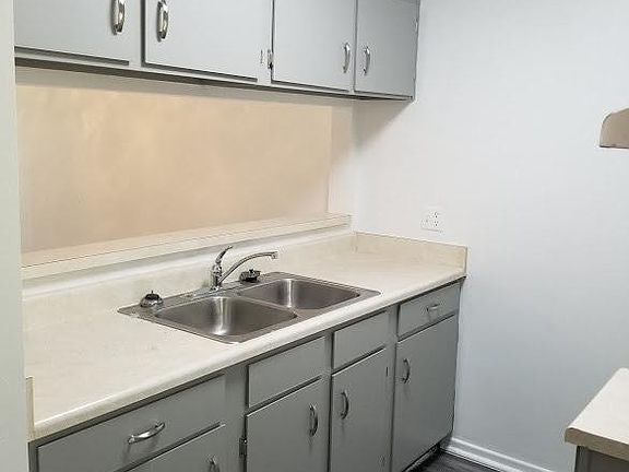4th image of 7327 Epcot Ln #7327