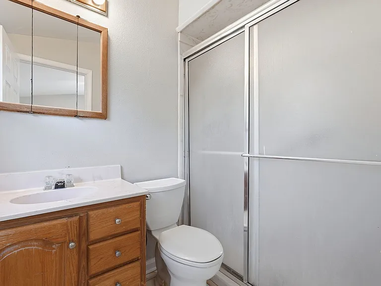520 Windsor Rd — Photo 27