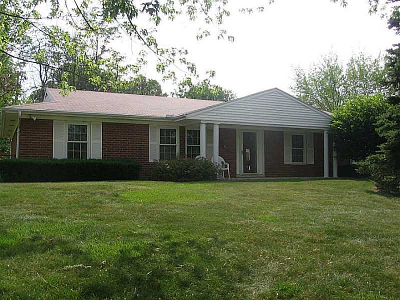 1st image of 194 Allanhurst Ave