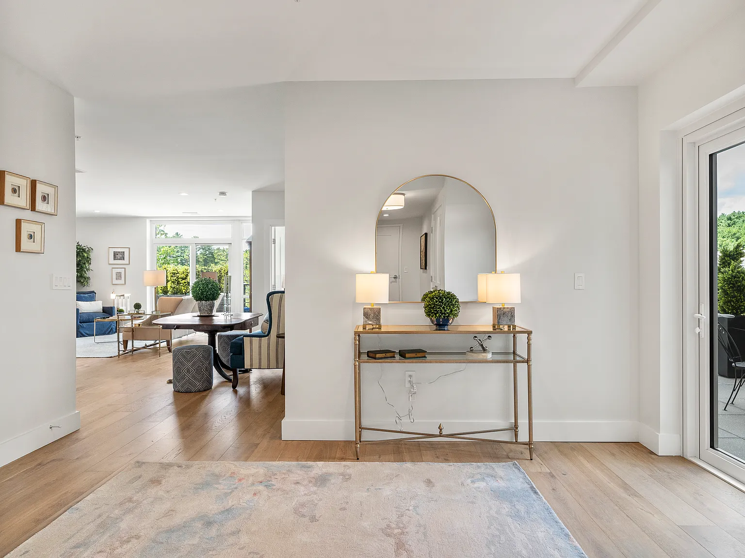 2 bed, 1329 sqft, $5,000 — Photo 3