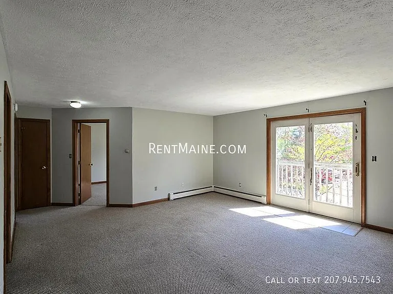 7 Hartley St #4 — Photo 8