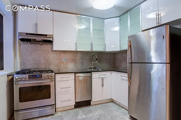 Sold by Compass | media 9