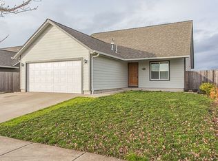 4079 Alameda Ave NE, Albany, OR 97322