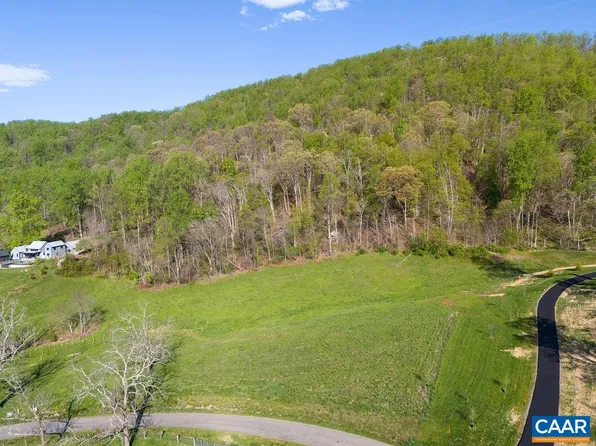 A 8 Bundoran Dr, North Garden, VA 22959