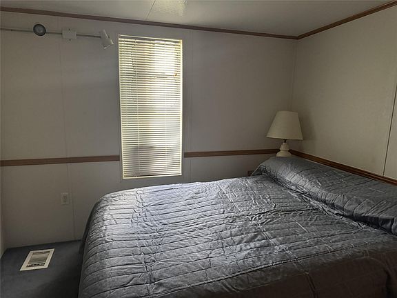 5th image of 6475 52nd Street
