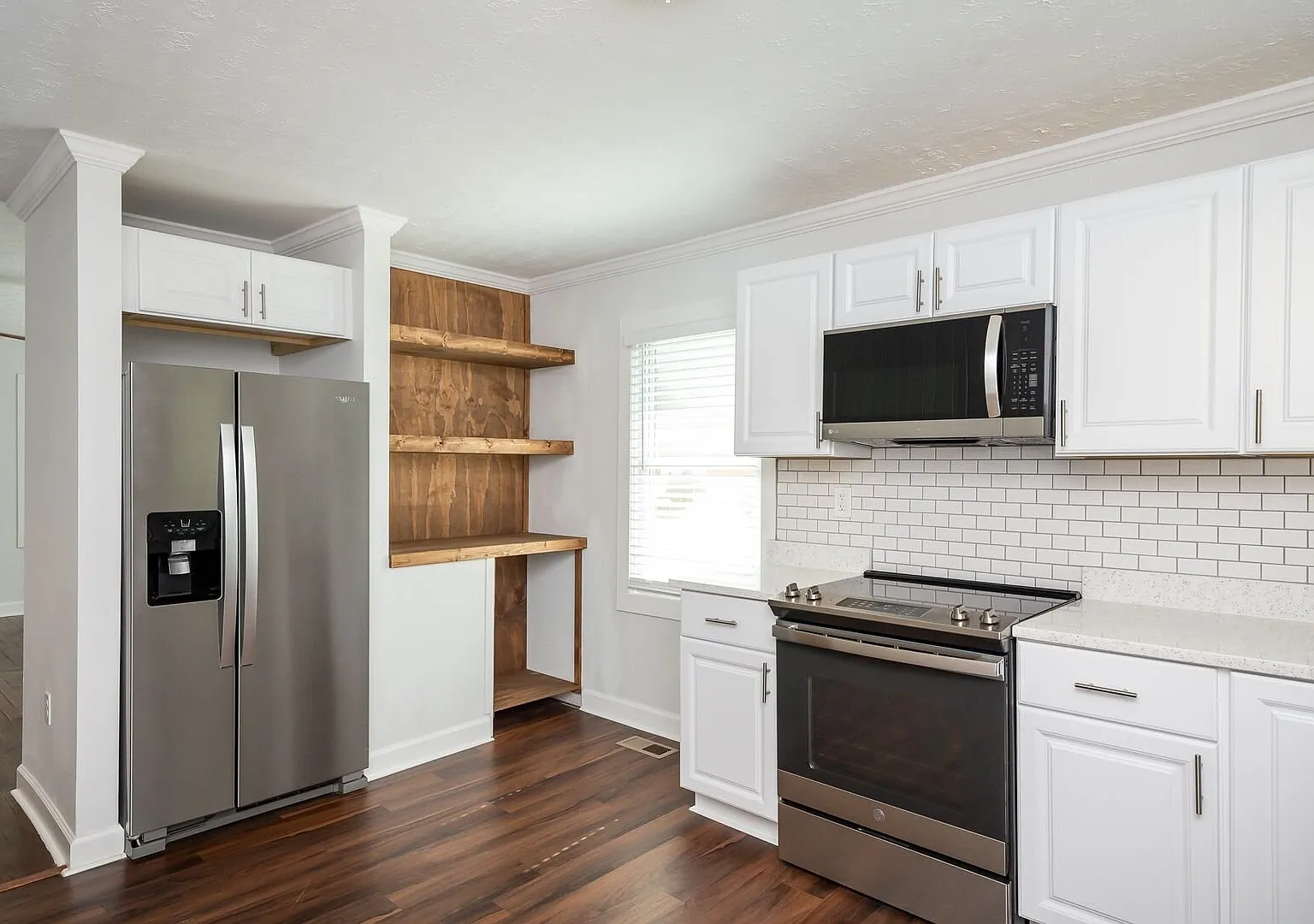 2 Bed, 1 Bath Home in Downtown Greenville Available — Photo 3