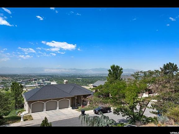 3rd image of 6103 S Oak Canyon Dr