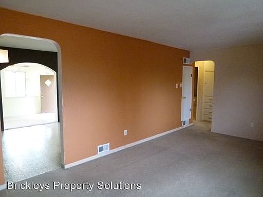 2nd image of 5504 Constitution Ave NE