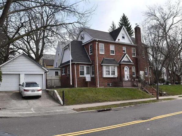 84-43 150 Street, Briarwood, NY 11435