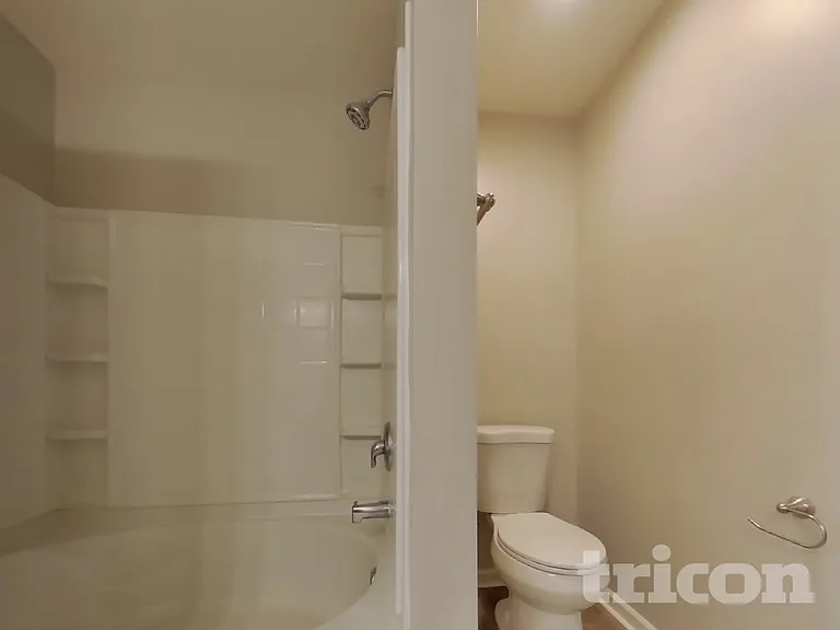 2497 Foxtail Dr — Photo 10