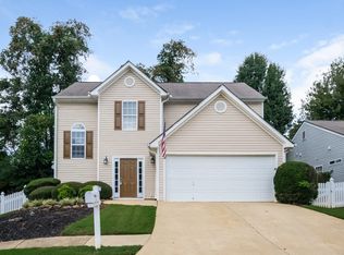 133 Greystone Cir, Hiram, GA 30141
