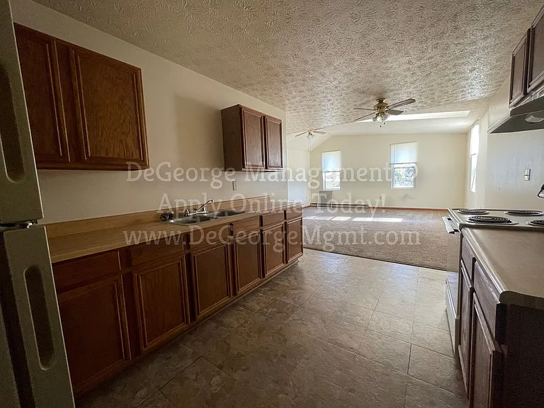 Lake Country Gardens - Apartments for Rent in Waterport NY — Photo 17