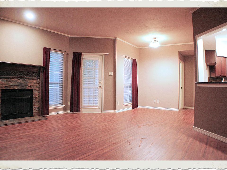 1st image of 1700 Amelia Ct #2XX