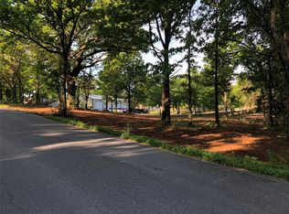 1 Rolling Wood Hills Dr, Durant, OK 74701