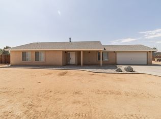 21148 Rosewood St, Apple Valley, CA 92308