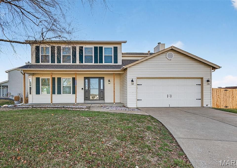 1st image of 4023 Cambridge Crossing Dr
