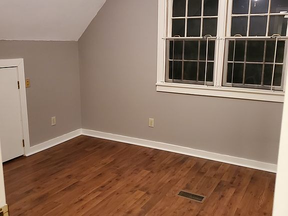 In-law suite bedroom