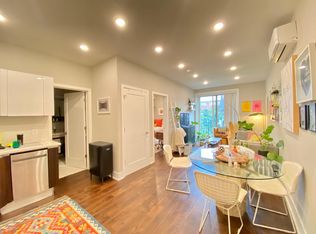 2010 Walnut St #206, Philadelphia, PA 19103