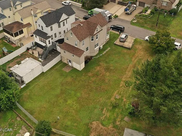 111 Atherton St, Plains, PA 18705