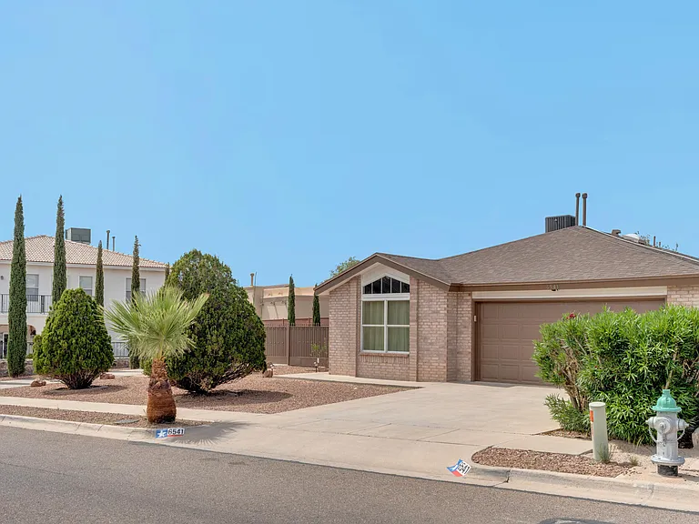 6541 Dakota Ridge Dr — Photo 2