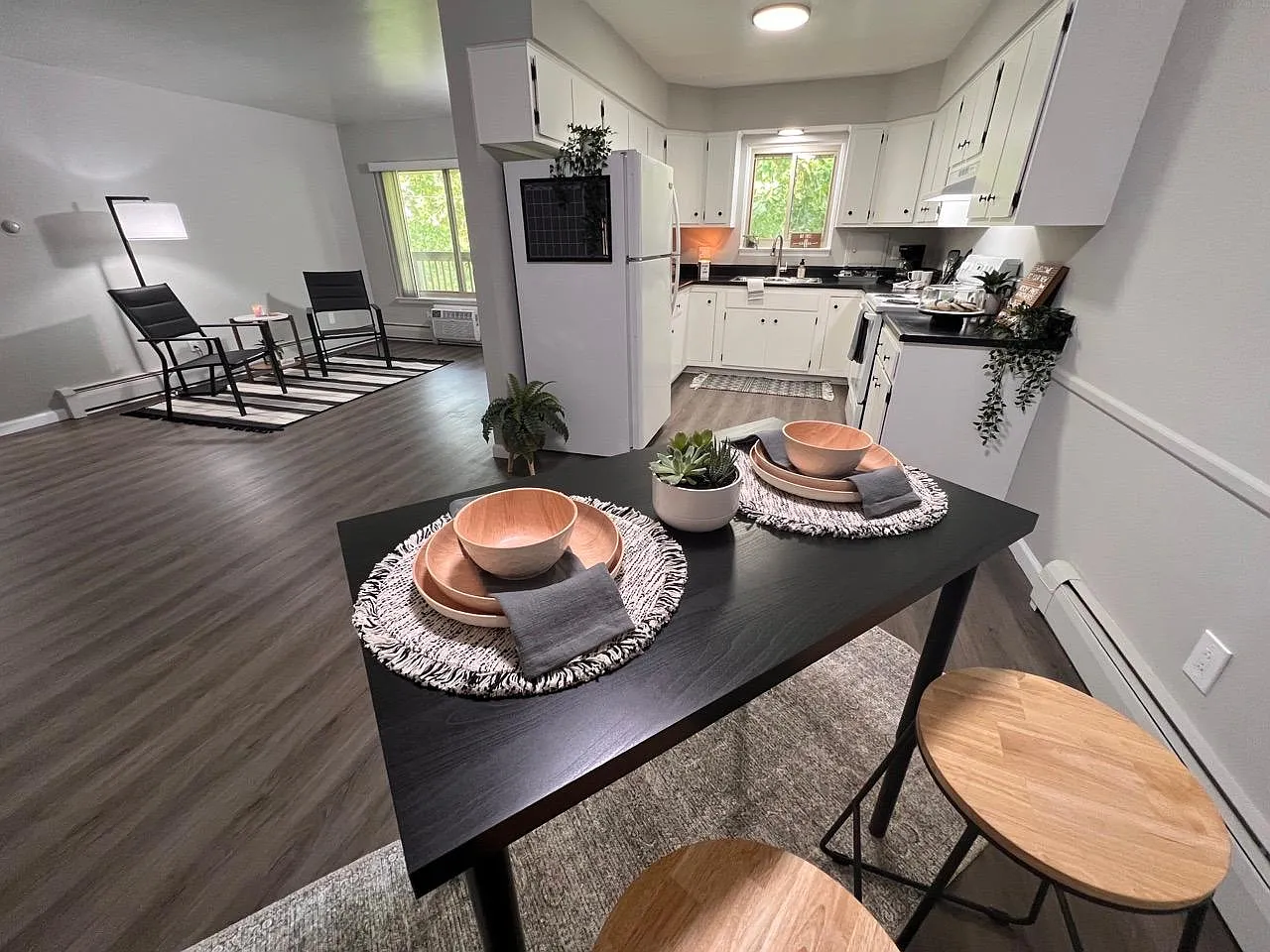 207 S Harris St — Photo 4