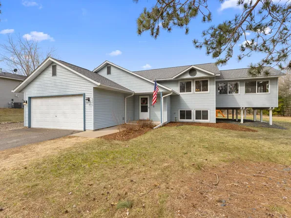 5575 Flint Trl, Wyoming, MN 55092