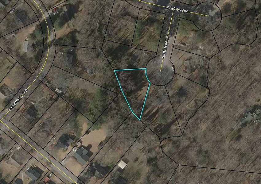 2nd image of 106 Carlton Ct