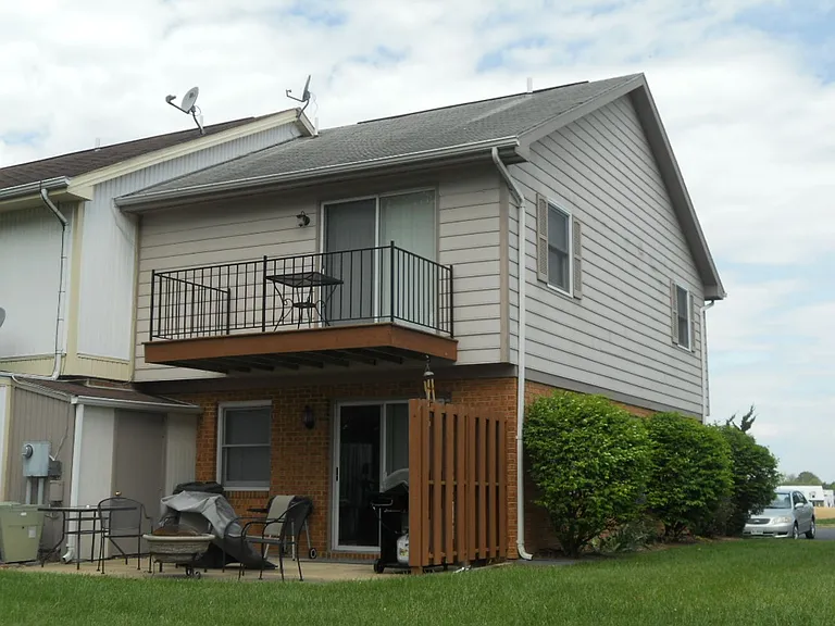 213 Pelham Dr — Photo 16