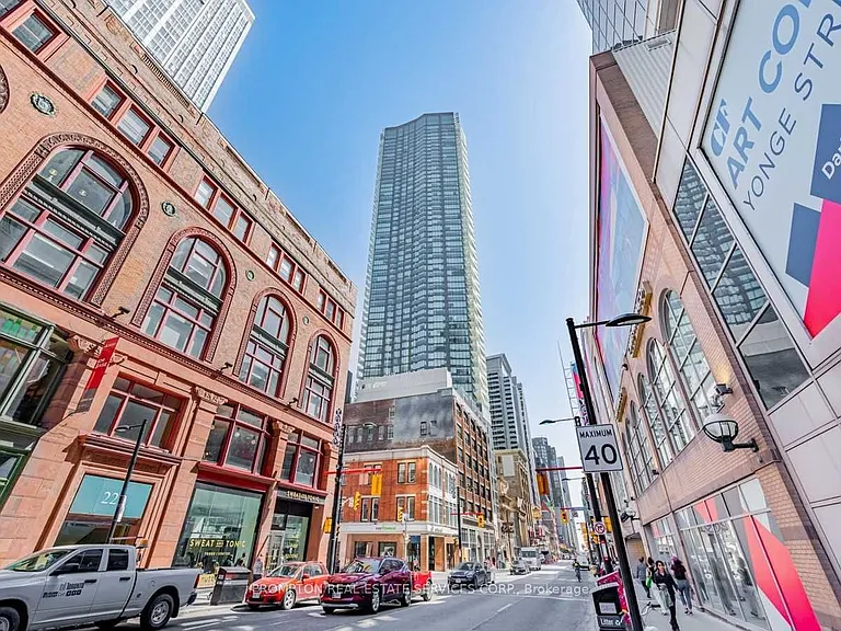 197 Yonge St #4407 — Photo 34