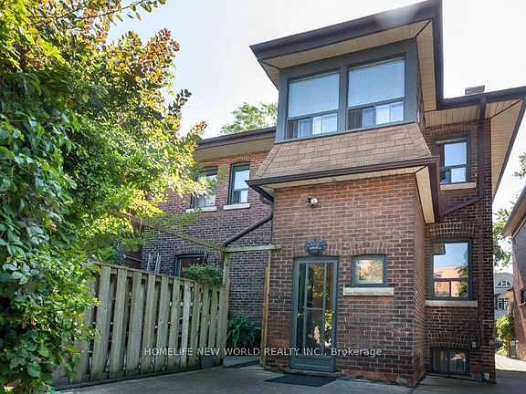 2nd image of 16 Laxton Ave