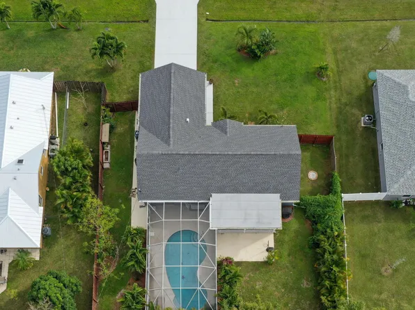 1025 SW Canary Terrace, Port St Lucie, FL 34953