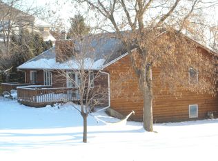 12626 Legend Lakes Dr, Roscoe, IL 61073