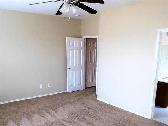 4th image of 2828 Ector Dr