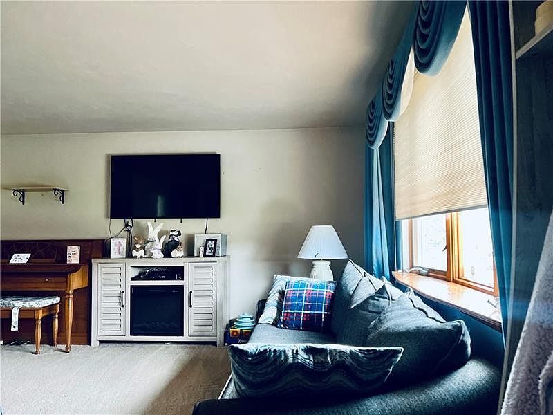 417 Stoneybrook Dr, Elizabeth, PA 15037 Zillow