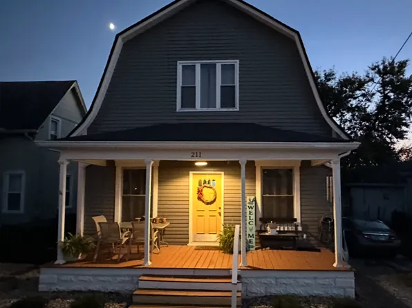 211 W Washington St, Fairland, IN 46126