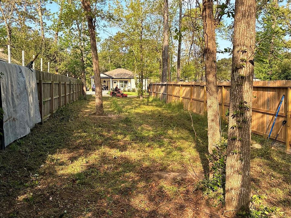 2nd image of 14964 Wyatt Earp Ln