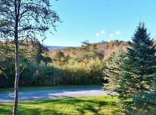 997 Quail Rd, Basye, VA 22810