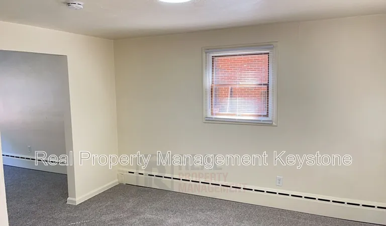 305 Greenlee Rd — Photo 8