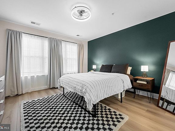 4th image of 20335 Notting Hill Way
